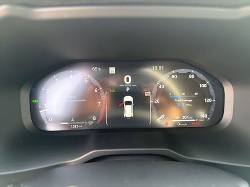 Used 2025 Toyota RAV4 Limited image 14