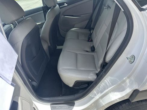 Used 2020 Hyundai Tucson Value FWD image 25