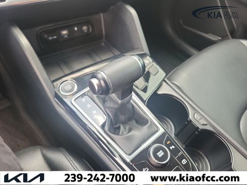 Certified 2025 Kia Sportage EX FWD image 32