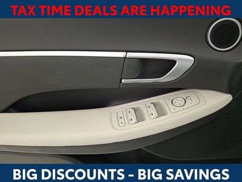 Certified 2025 Hyundai Sonata SE image 14