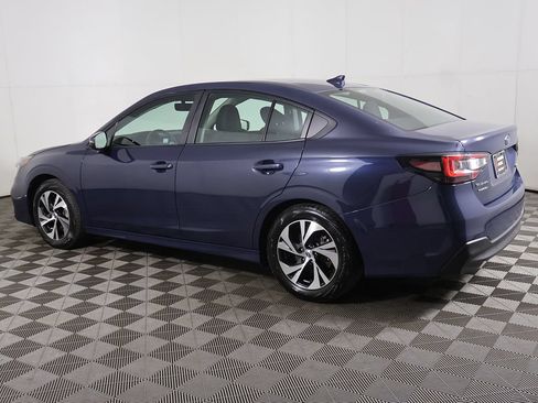 Used 2025 Subaru Legacy Premium AWD/4WD image 11