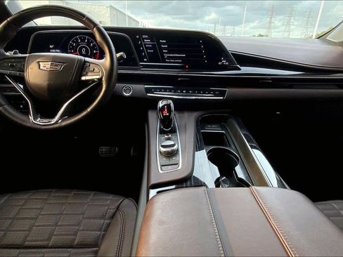 Used 2023 Cadillac Escalade V w/ Heavy-Duty Trailer Package image 13