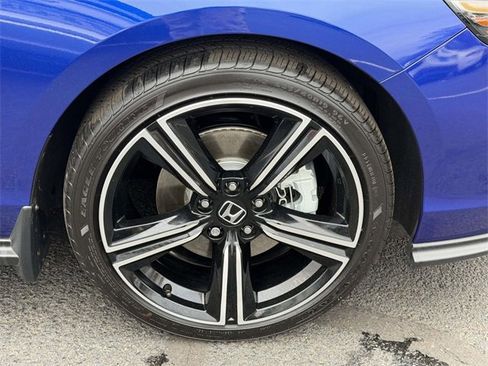 Used 2025 Honda Accord Sport image 5