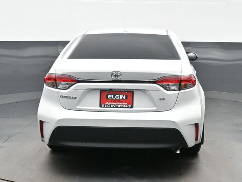 Used 2026 Toyota Corolla LE FWD image 5