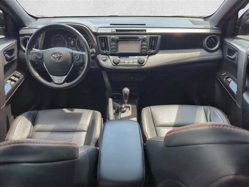 Used 2018 Toyota RAV4 SE w/ Power Extra Value Package AWD/4WD image 25