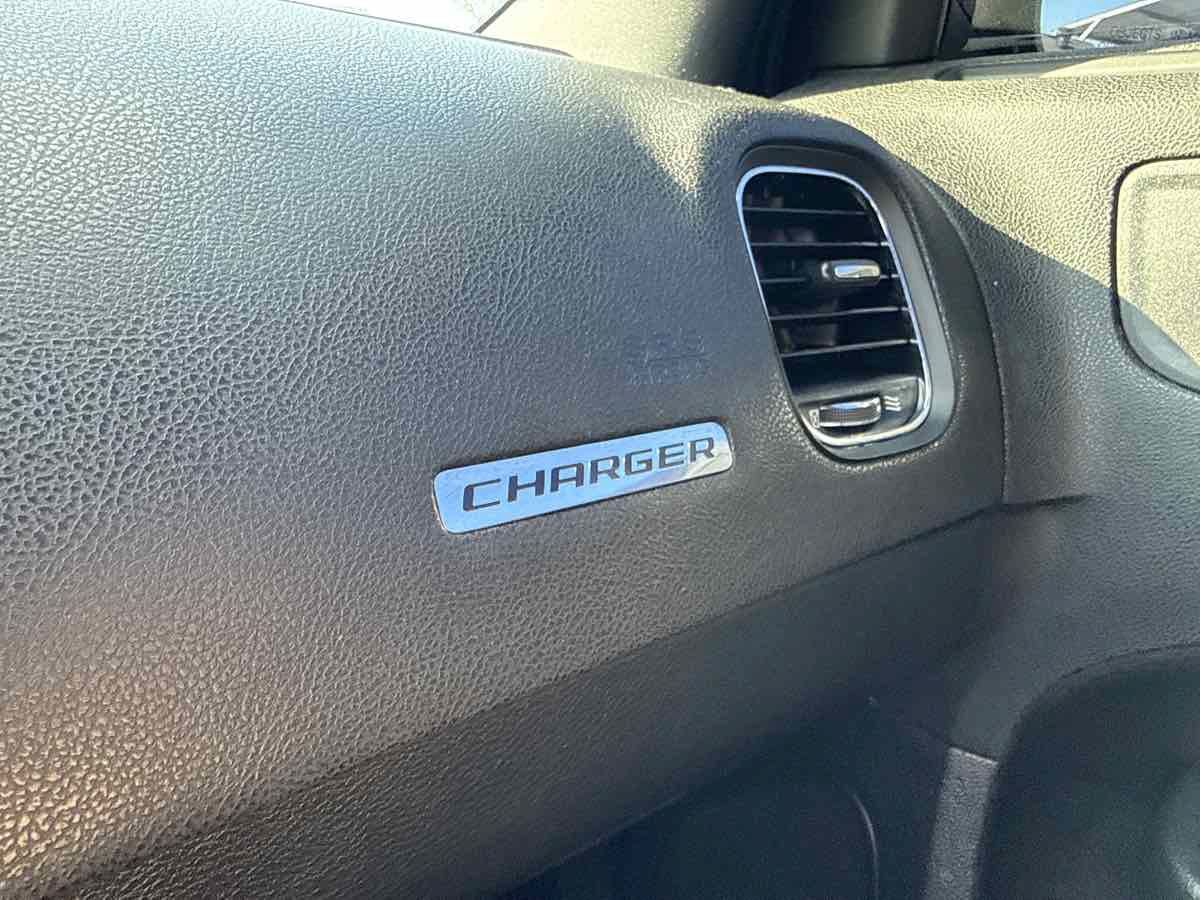 Used 2014 Dodge Charger SE RWD image 35