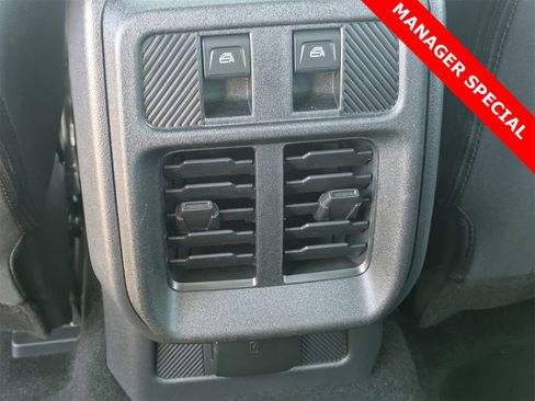 New 2025 Ford Bronco 4-Door image 15