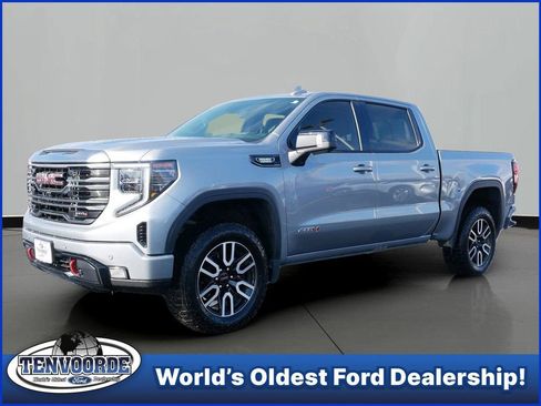 Used 2024 GMC Sierra 1500 AT4 w/ Technology Package image 1