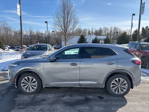 Used 2025 Buick Envision Preferred image 4