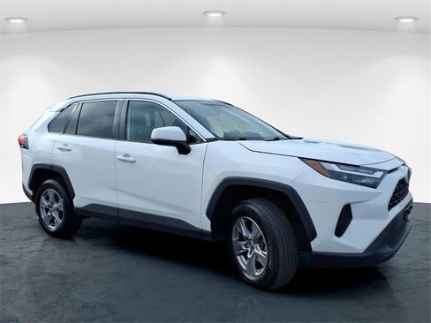 Used 2024 Toyota RAV4 XLE image 21