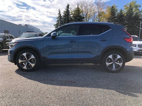 Used 2023 Volvo XC40 B5 Plus w/ Protection Package Premier image 7