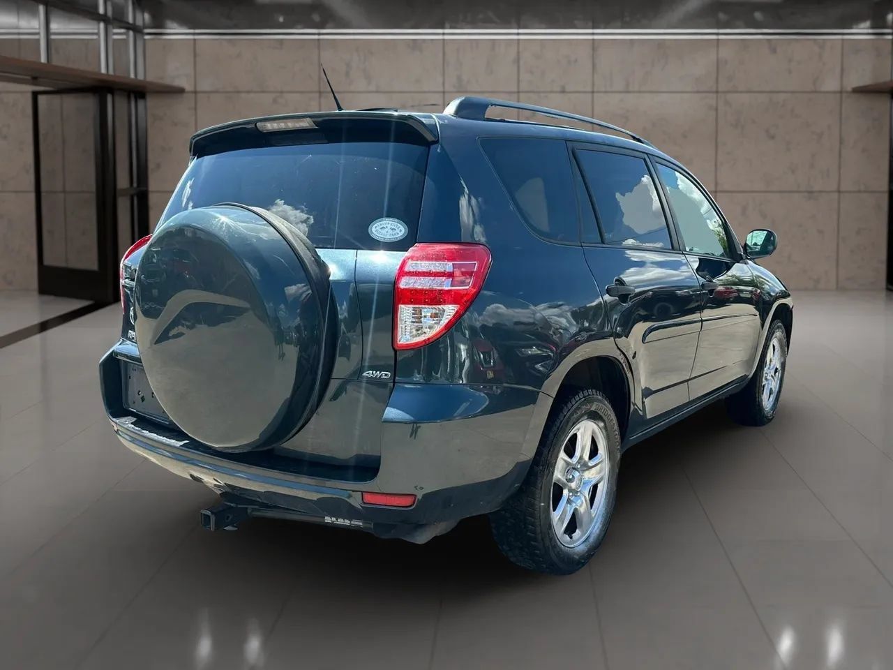 Used 2011 Toyota RAV4 4WD V6 w/ Tow Prep Pkg image 2