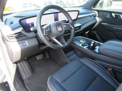 Used 2026 Buick Enclave Preferred FWD image 15