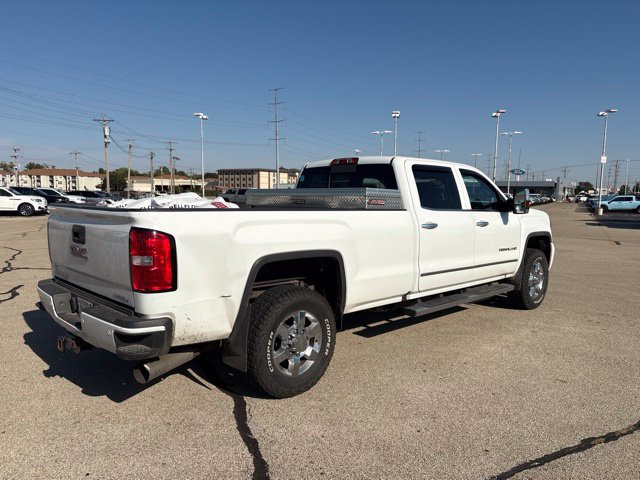Used 2019 GMC Sierra 3500 Denali w/ Duramax Plus Package AWD/4WD image 4