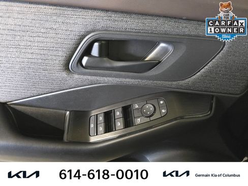 Used 2023 Nissan Rogue S AWD/4WD image 26