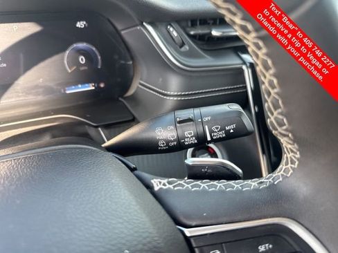 Used 2023 Jeep Grand Cherokee L Laredo image 23