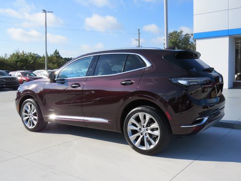 Used 2023 Buick Envision Avenir image 3