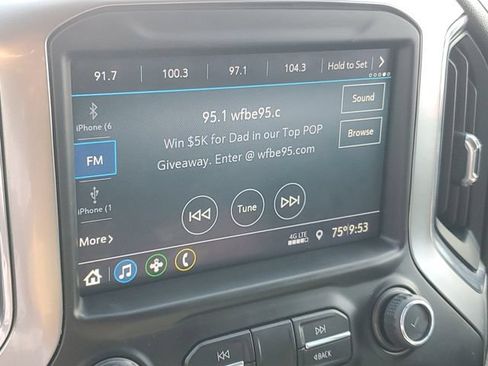 Certified 2022 Chevrolet Silverado 1500 LT AWD/4WD image 26