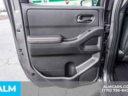 Used 2025 Nissan Frontier PRO-4X w/ Pro Convenience Package image 55