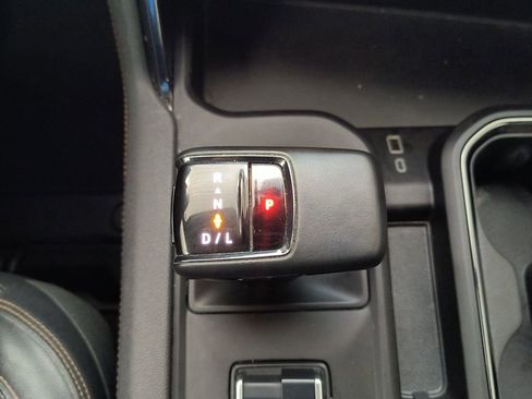 Used 2023 GMC Sierra 1500 AT4 w/ Technology Package image 15