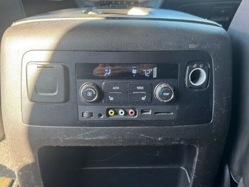 Used 2015 GMC Yukon XL Denali w/ Premium Package image 14