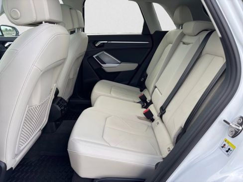Used 2022 Audi Q3 2.0T Premium Plus w/ Premium Plus Package image 18