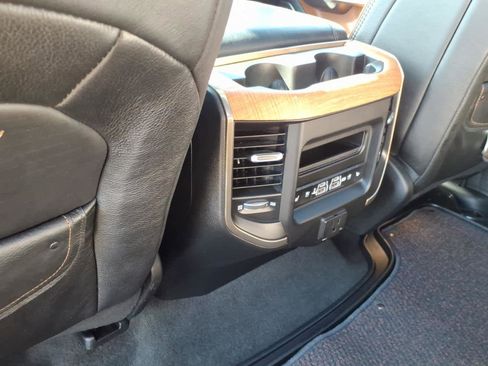 Used 2020 RAM 1500 Limited image 18