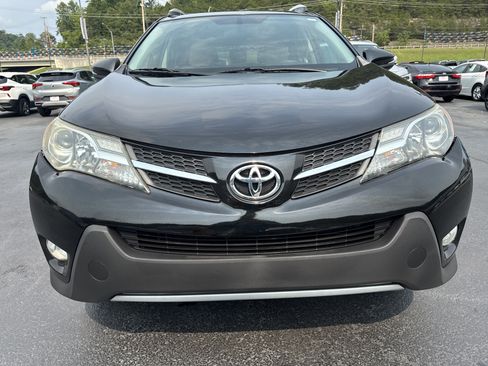 Used 2013 Toyota RAV4 XLE AWD/4WD image 2