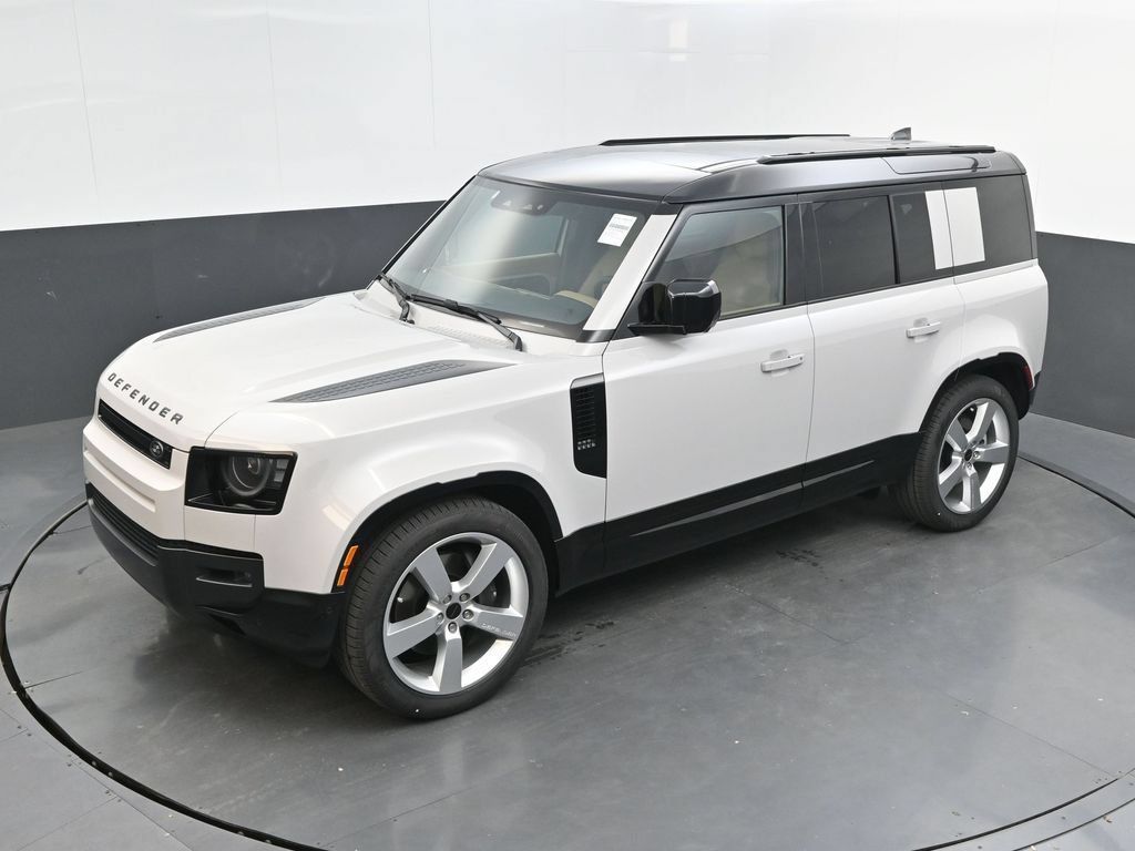 Used 2026 Land Rover Defender 110 X-Dynamic SE AWD/4WD image 33