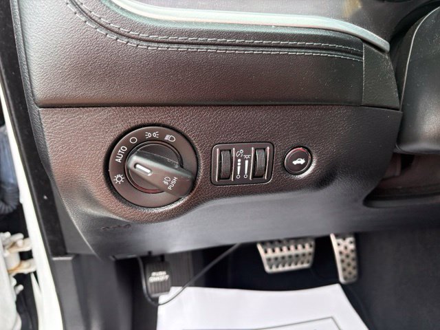 Used 2022 Dodge Charger Scat Pack w/ Plus Group RWD image 23
