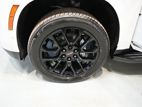 New 2026 GMC Yukon XL Elevation w/ Elevation Premium Package image 29