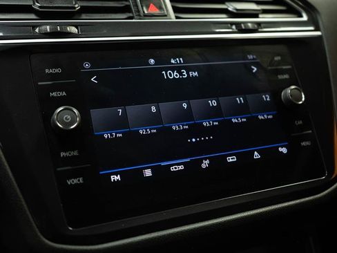 Used 2024 Volkswagen Tiguan SE image 22