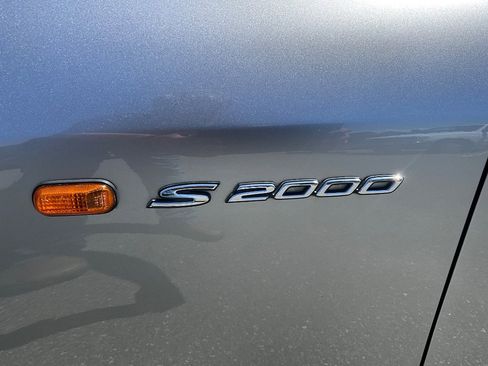 Used 2006 Honda S2000 image 10