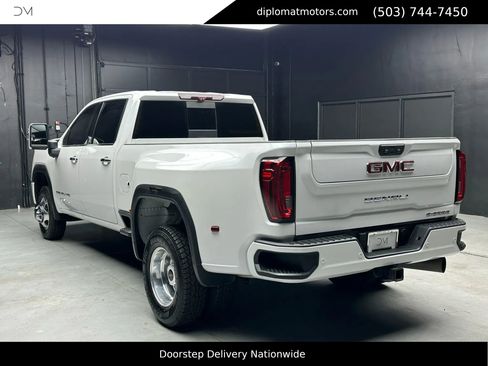 Used 2020 GMC Sierra 3500 Denali w/ Denali Ultimate Package image 5