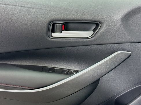 Certified 2025 Toyota Corolla SE image 13