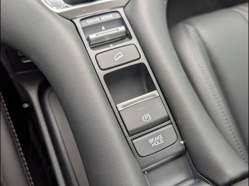 New 2026 Honda HR-V EX-L image 12