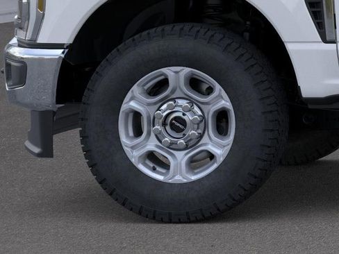 New 2026 Ford F350 XLT w/ XLT Premium Package AWD/4WD image 19