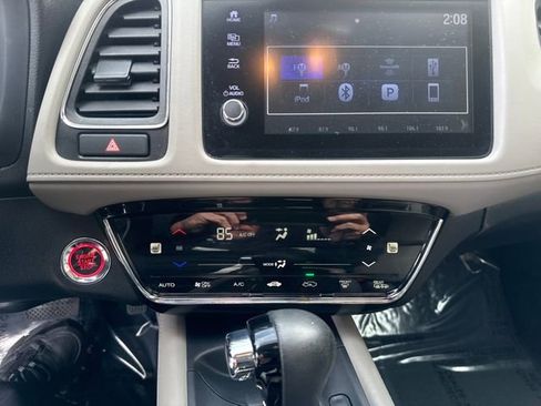 Used 2021 Honda HR-V EX-L image 15