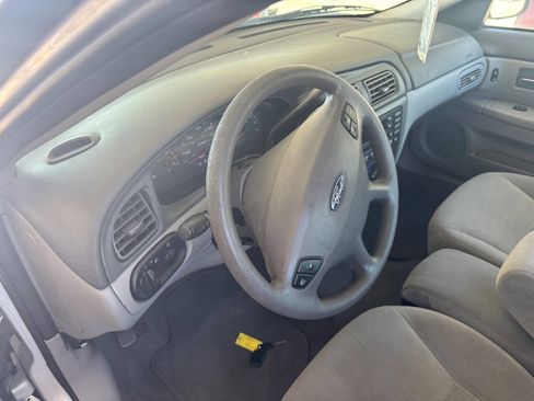 Used 2003 Ford Taurus SES image 11