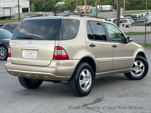 Used 2002 Mercedes-Benz ML 320 4MATIC image 28
