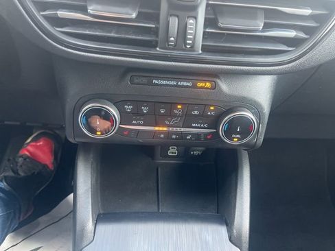 Used 2025 Ford Escape ST-Line Select image 25