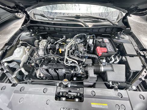 Used 2024 Nissan Altima 2.5 S FWD image 27