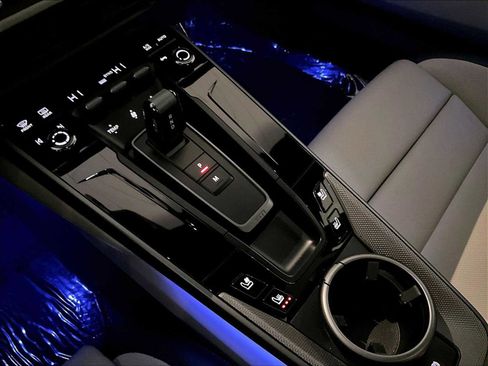 Used 2025 Porsche 911 Carrera S image 19