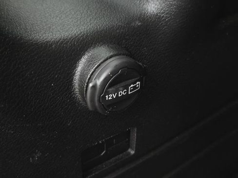 Used 2020 Jeep Wrangler Unlimited Sahara AWD/4WD image 11