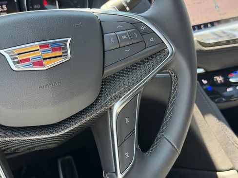 New 2026 Cadillac XT5 Sportv w/ LPO, Onyx Lite Package AWD/4WD image 31