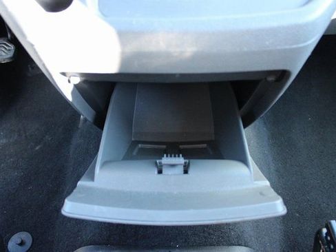 Used 2024 Ford Transit 350 XLT image 17