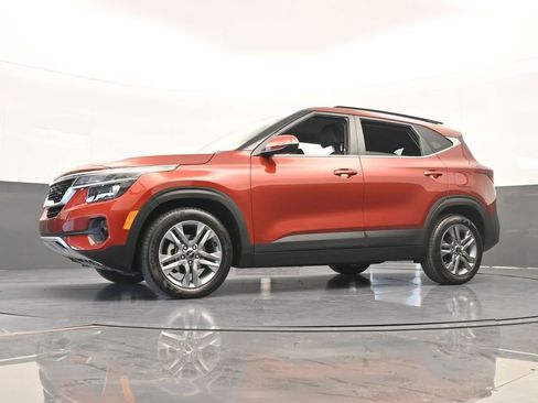 Used 2023 Kia Seltos S image 49