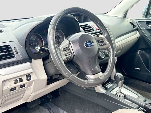 Used 2015 Subaru Forester 2.5i Limited image 9