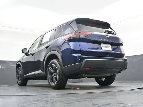 Used 2024 Nissan Rogue SV AWD/4WD image 44