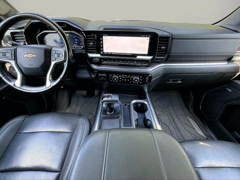 Used 2023 Chevrolet Silverado 1500 LTZ AWD/4WD image 15